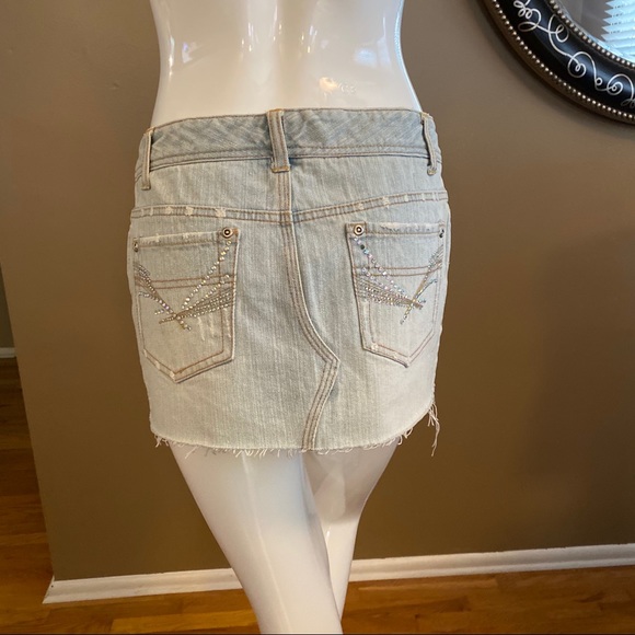 NWOT Jean Skirt 💙 - Picture 2 of 8